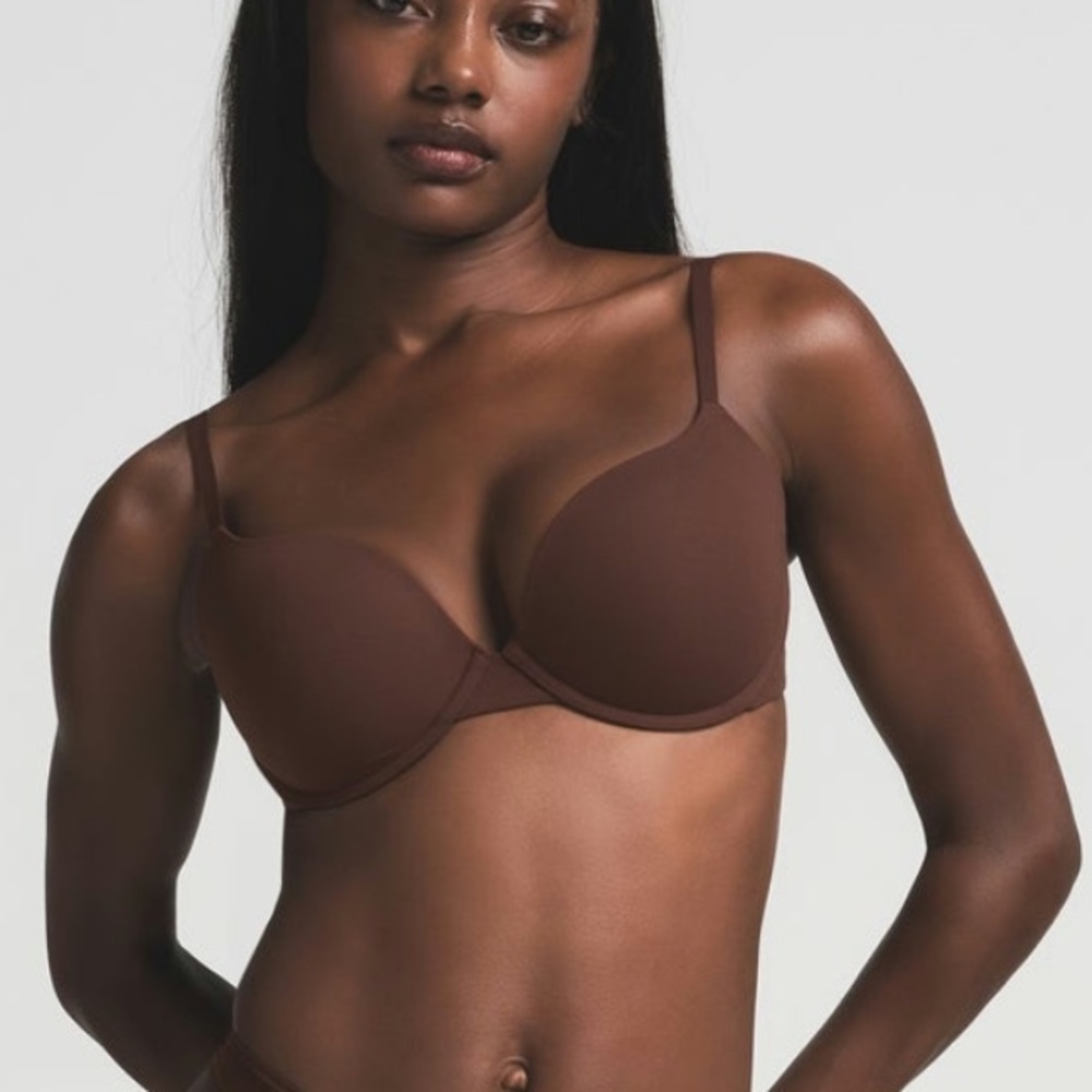 NWT SKIMS Fits Everybody Push-Up Demi Bra
